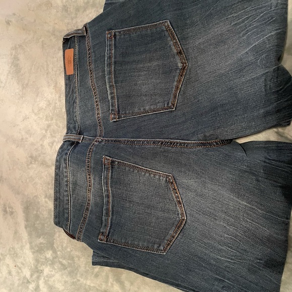 Sofia Jeans - Picture 3 of 3